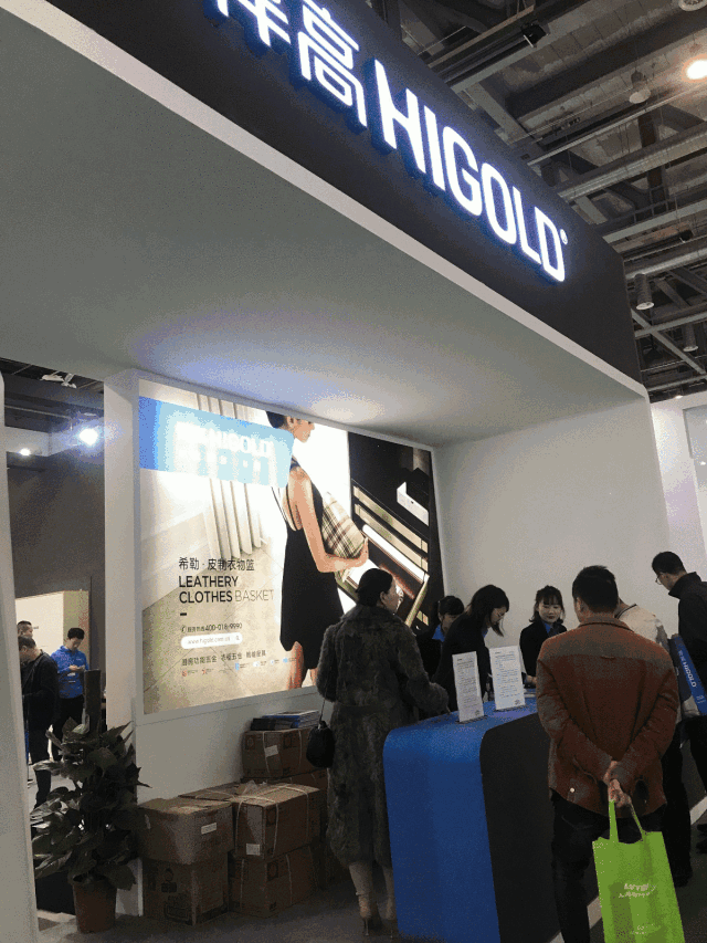 1598318736901193.gif 13.gif